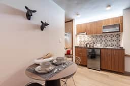Trendy and Safe Fully Equipped Stay | ROMA by VIATO HOMES - Image 4