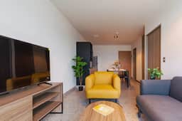 Modern 1-BR Apt w/ Skyline Views | VIATO HOMES - Image 3