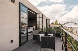 Two-Level Penthouse Near Centro | Terrace + AC - Image 3