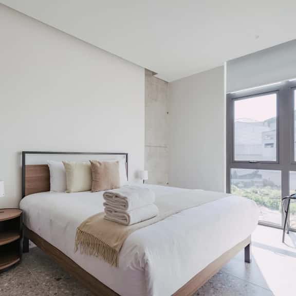 Relaxing 1BR w/ Pool & BBQ Area | VIATO HOMES - Image 1