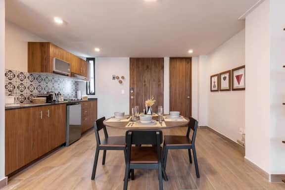 Tepeyac Comfy and Spacious Apartment in Roma Norte by VIATO HOMES - Image 5
