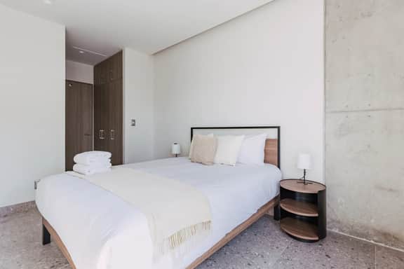 Relaxing 1BR w/ Pool & BBQ Area | VIATO HOMES - Image 2