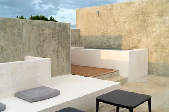 Private Rooftop-tub in the heart of the historic Centro | Centro by VIATO HOMES - Image 5