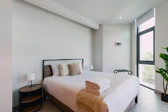 Chic Studio w/ WiFi & Work Hub | VIATO HOMES - Image 3