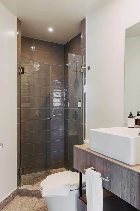 Chic Studio w/ WiFi & Work Hub | VIATO HOMES - Image 4