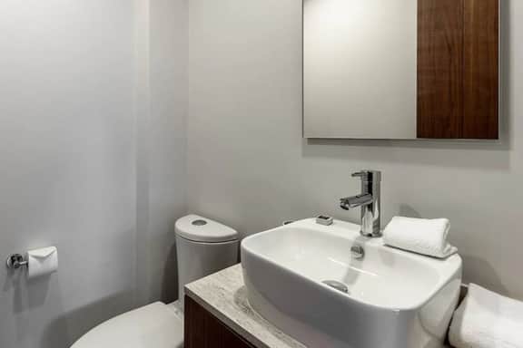 Spacious Stay 10 min from Reforma | ROMA by VIATO HOMES - Image 3