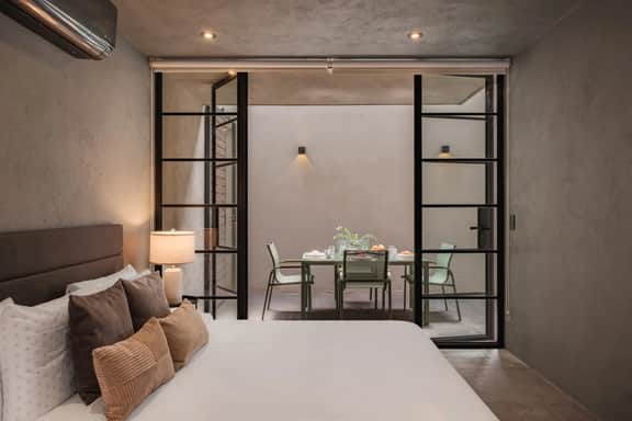 Beautiful Patio Loft Near Centro By VIATO Homes - Image 5