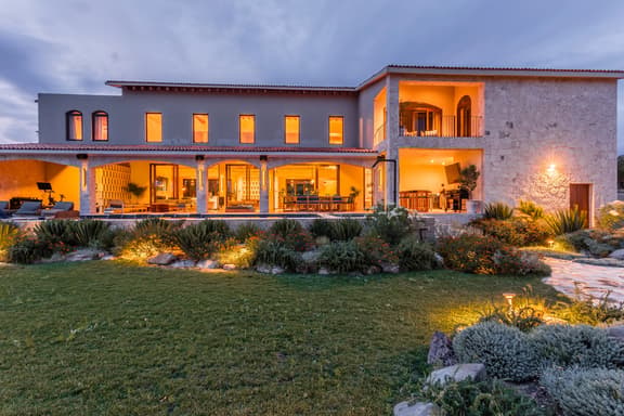 Private Luxury Villa in San Miguel de Allende w/ pool and thermal jacuzzi by VIATO HOMES - Image 1